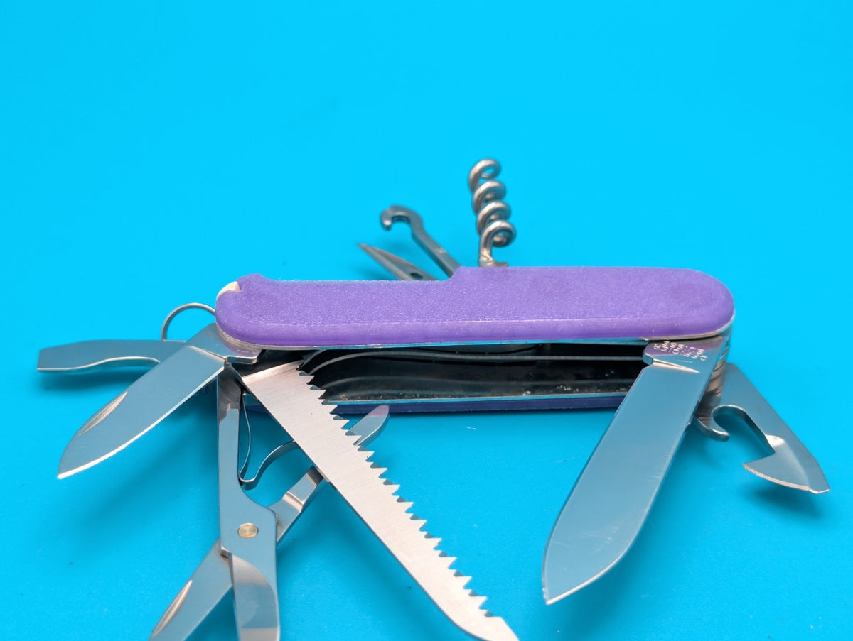 Victorinox Huntsman Electric Purple Glow in the Dark Swiss Army Knife! 91mm