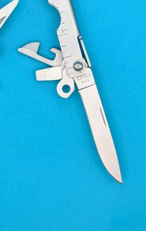 Gerber Vintage Stainless Steel Bluntnose MP400 Multi-Tool!