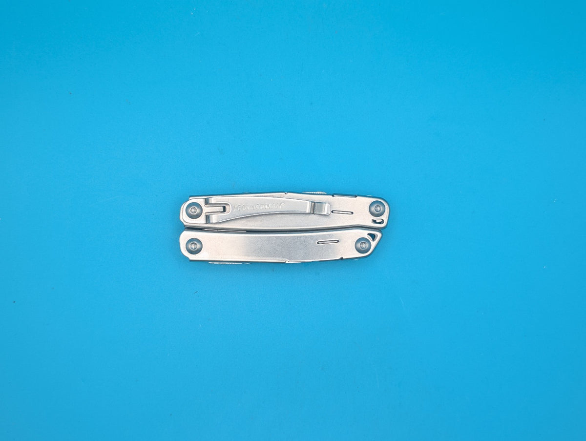 Leatherman Sidekick Multi-Tool, Knife, Pliers, Saw, Stainless! With Sheath!