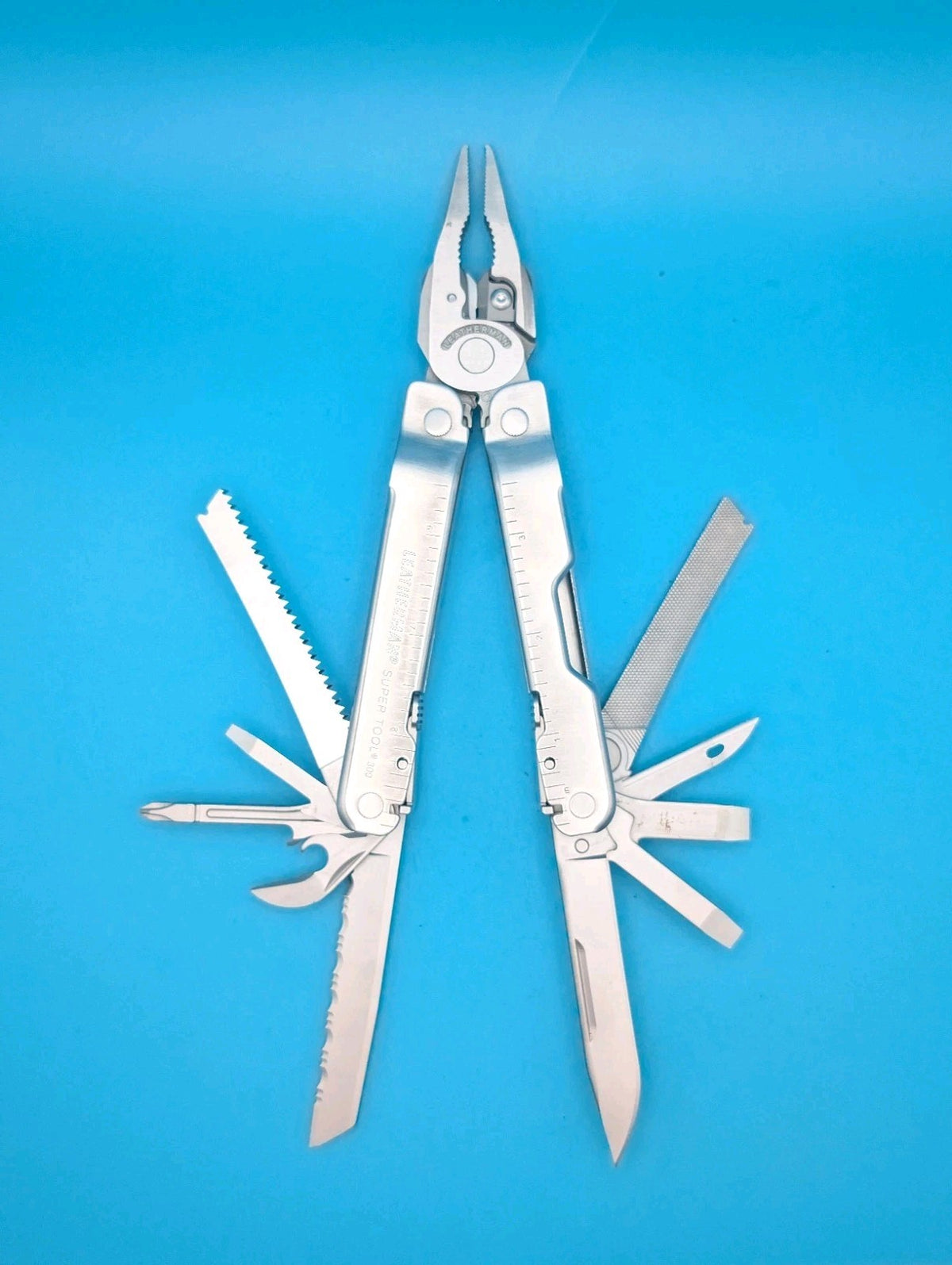 Leatherman Stainless Steel Super Tool 300 Multitool!