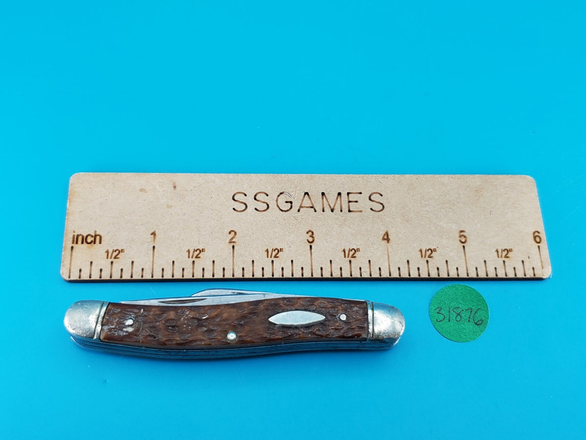 Camillus New York USA #69 Premium Stock Knife Jigged Bovine Bone 1950’s Era