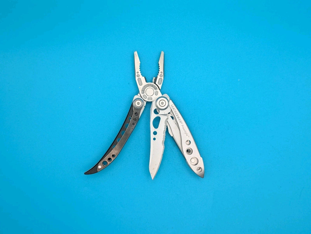 Leatherman Freestyle Multi-Tool - Discontinued - FAST SHIPPING!