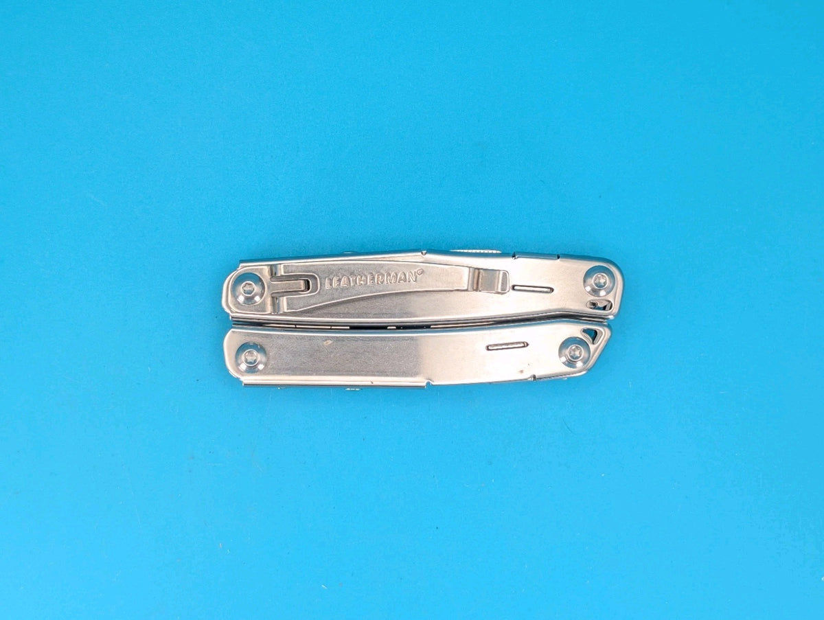 Leatherman Wingman Multi-Tool with Sheath