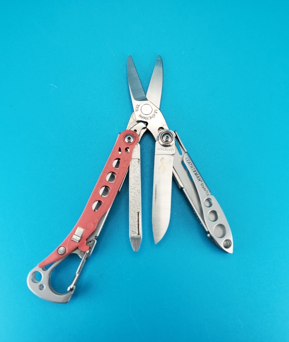 Rare Early Retired PINK Leatherman Style CS Multitool, Cancer Foundation