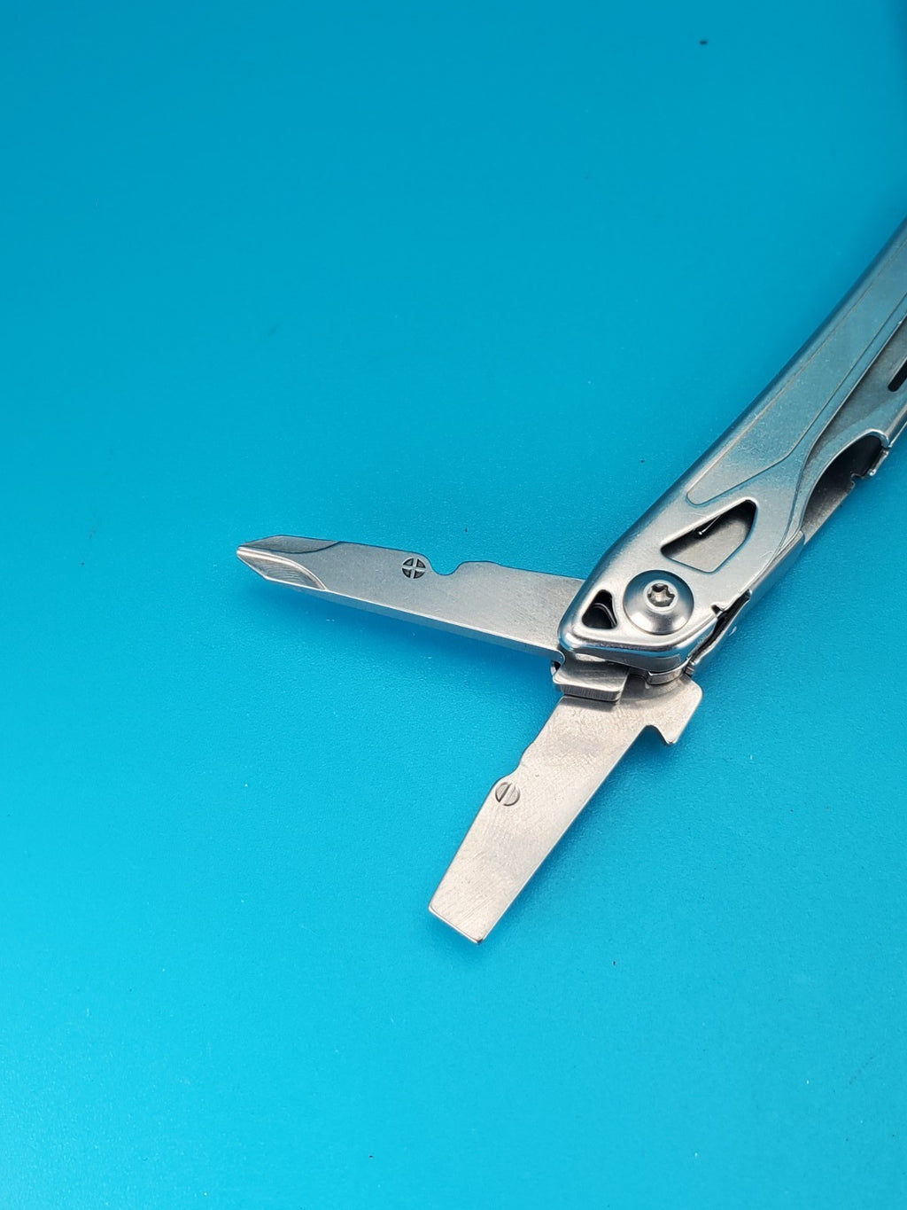 Leatherman Sidekick Multi-Tool, Knife, Pliers, Saw, Stainless! With Sheath!