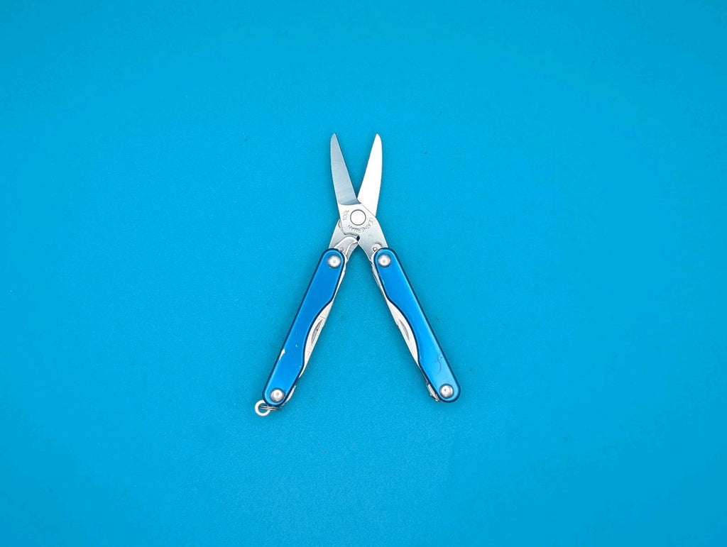 Leatherman Squirt S4 Multi-Tool, Key Ring, Retired, BLUE!