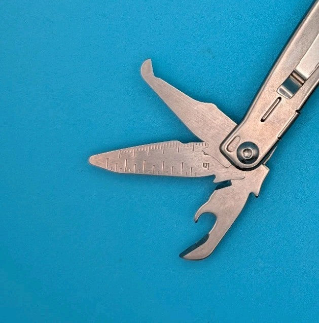 LEATHERMAN WINGMAN MULTI-TOOL! WITH SHEATH! FREE SHIPPING!