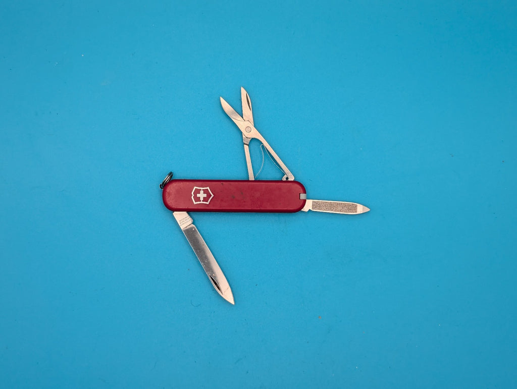 Victorinox Ambassador 74mm Swiss Army Knife Multi Tool!