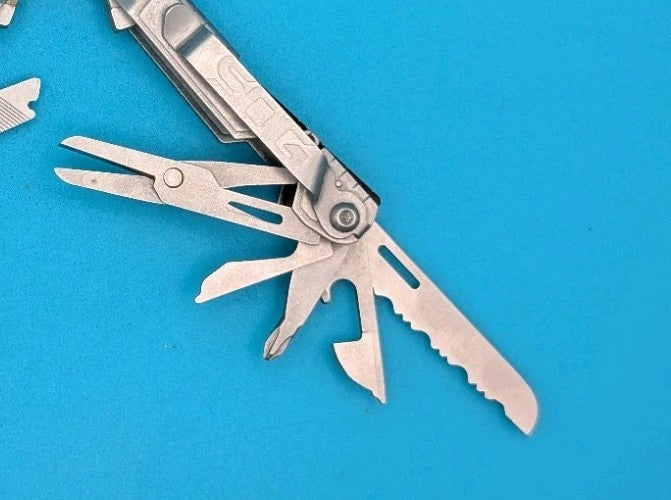 SOG PowerPint Tool Compact Lightweight Silver Multi-Tool!