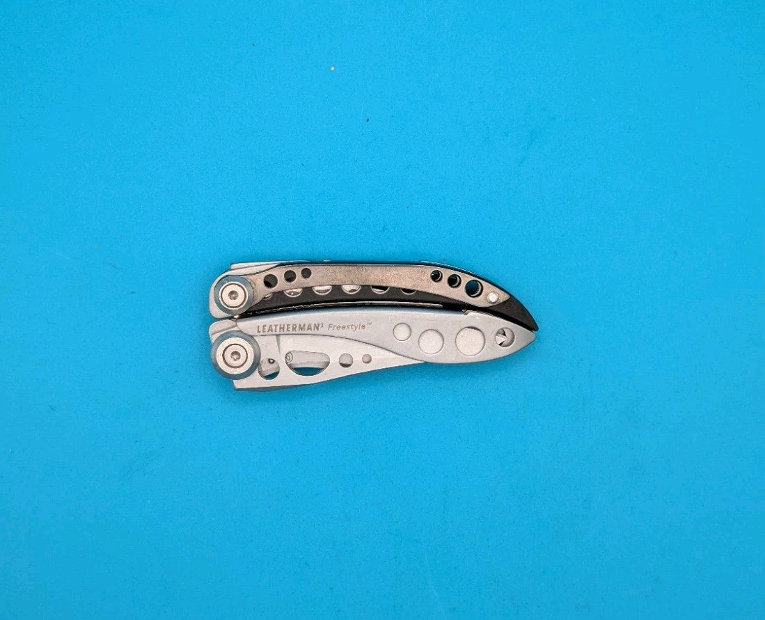 Leatherman Freestyle Multi-Tool - Discontinued - FAST SHIPPING!