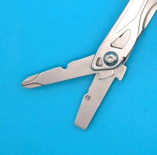 LEATHERMAN WINGMAN MULTI-TOOL! FAST SHIPPING! *20 x 30*