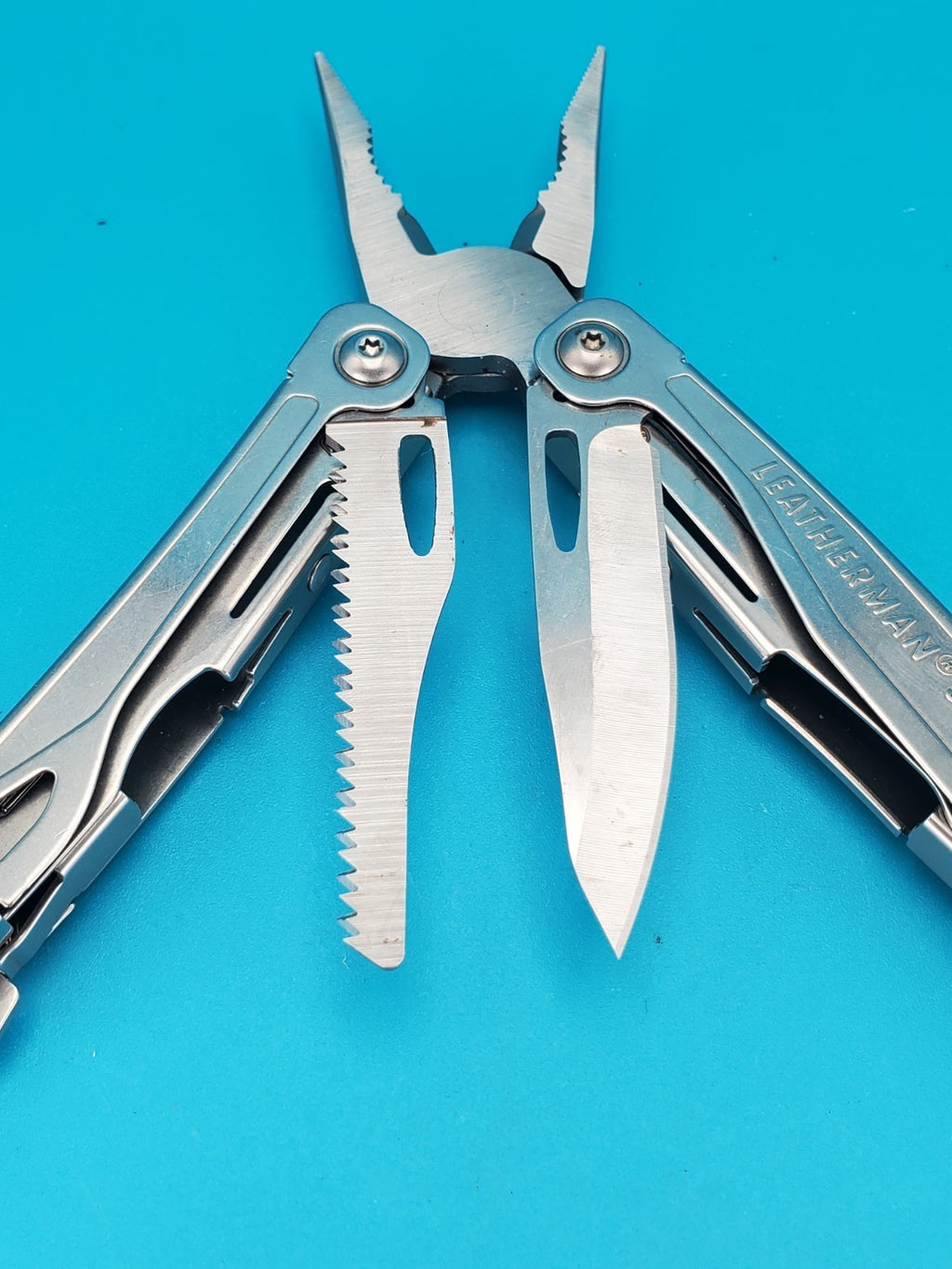 Leatherman Sidekick Multi-Tool, Knife, Pliers, Saw, Stainless! With Sheath!