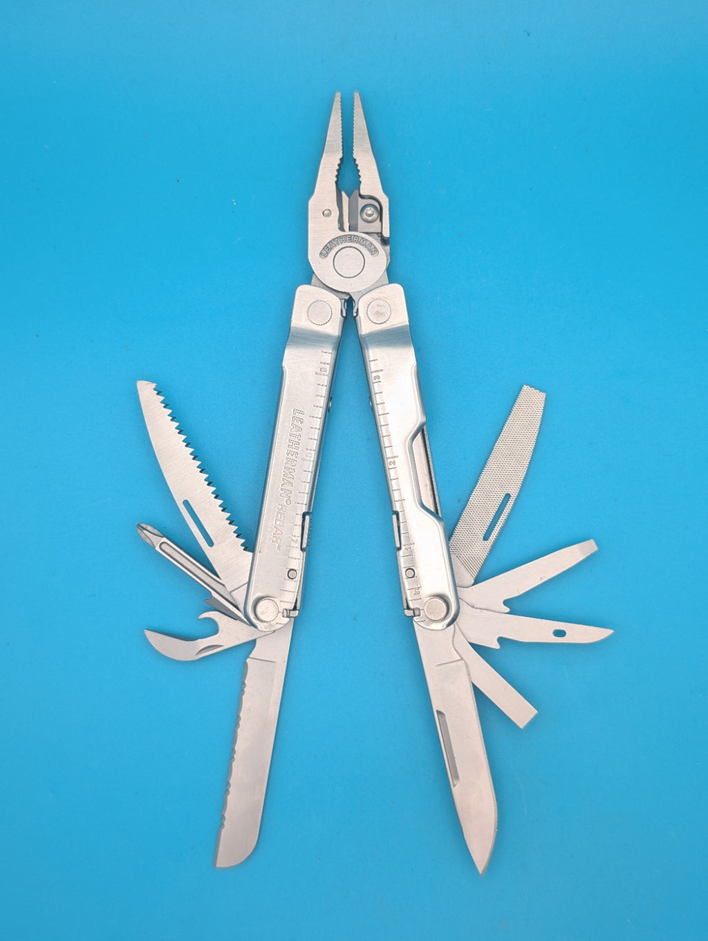 Leatherman Rebar Multi-Tool! Stainless! With Sheath!
