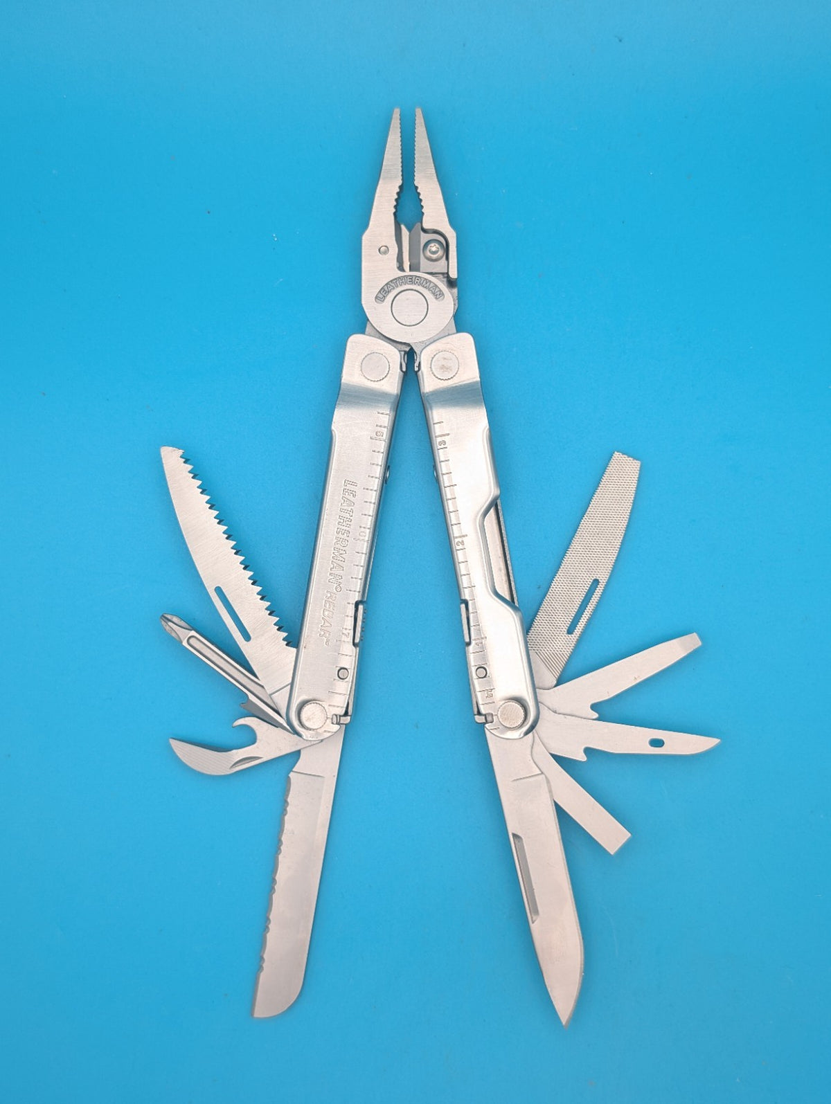 Leatherman Rebar Multi-Tool! Stainless! With Sheath!