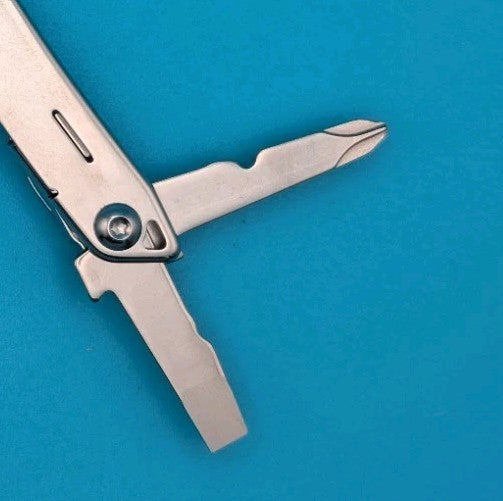 LEATHERMAN WINGMAN MULTI-TOOL! FAST SHIPPING!