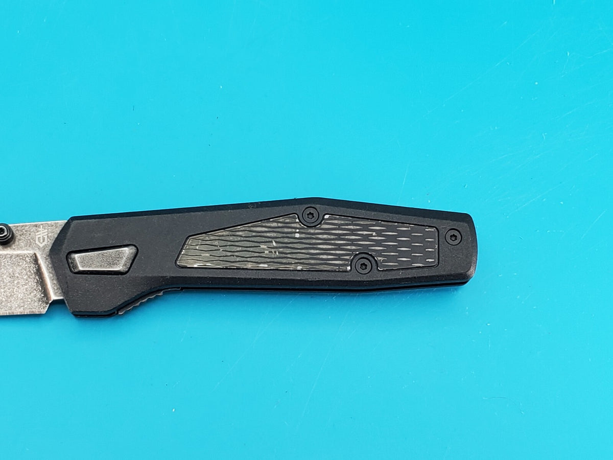 Gerber Gear Fuse Black Plain Edge Folding Pocket Knife!