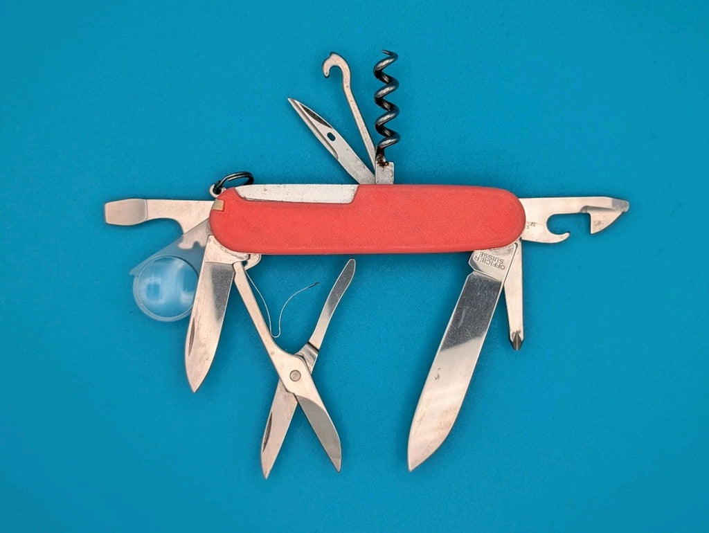 CUSTOM VICTORINOX EXPLORER GLOW IN THE DARK SWISS ARMY KNIFE!
