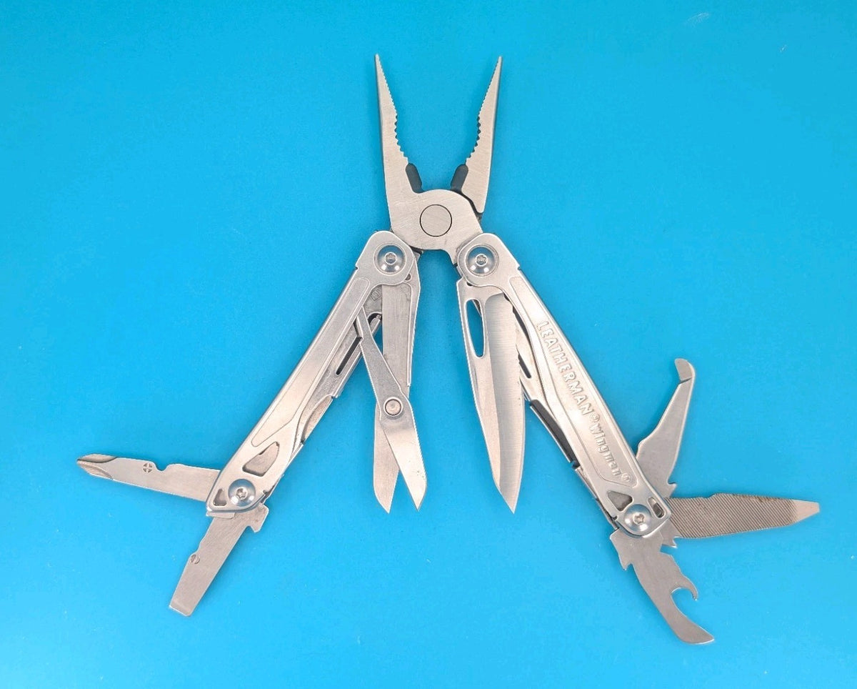 LEATHERMAN WINGMAN MULTI-TOOL! FAST SHIPPING! WITH SHEATH!