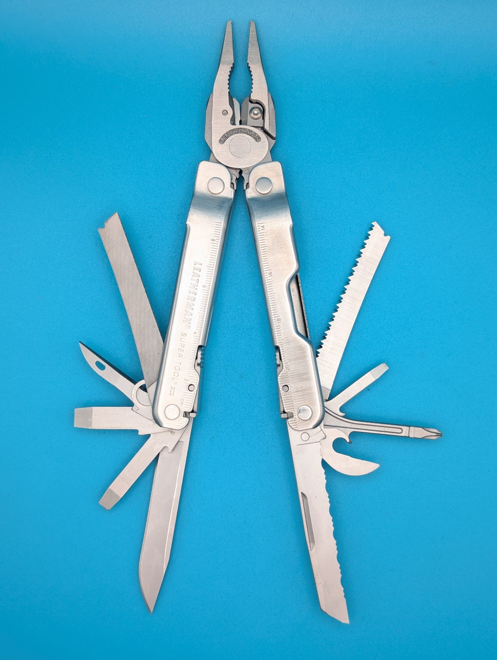 Leatherman Stainless Steel Super Tool 300 Multitool!
