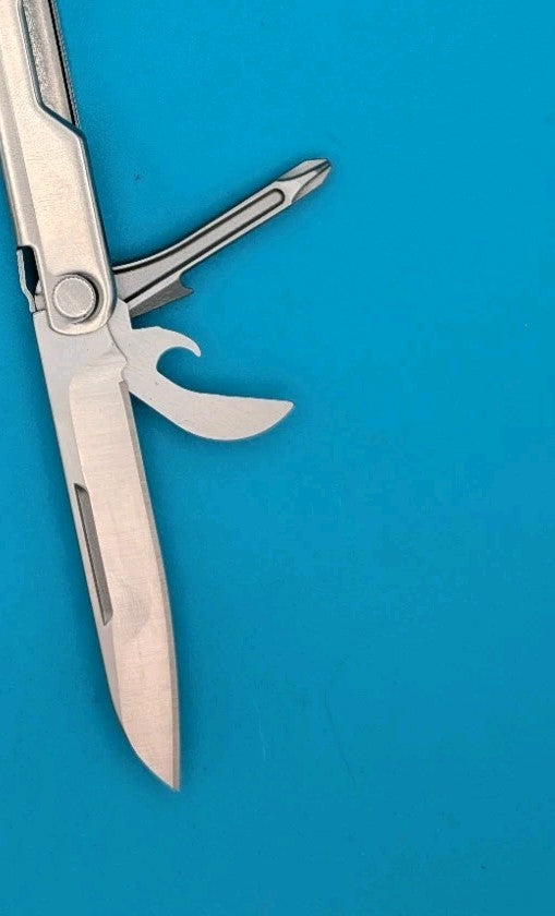LEATHERMAN Bond Multitool, Stainless Steel Everyday Tool! *JAMES SABBA*