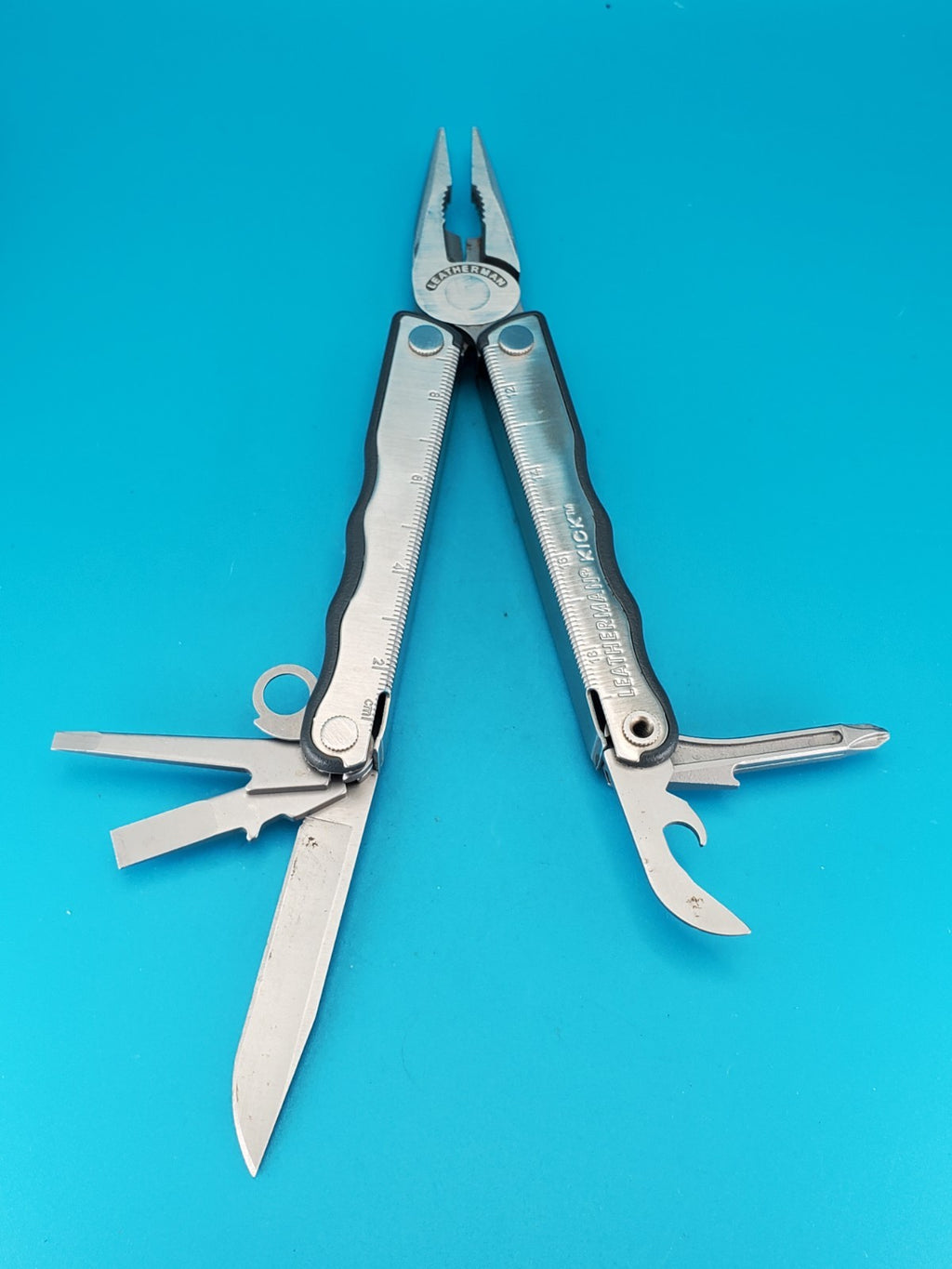 Leatherman Kick Multi-Tool, Knife, Pliers, Retired, Collectible!