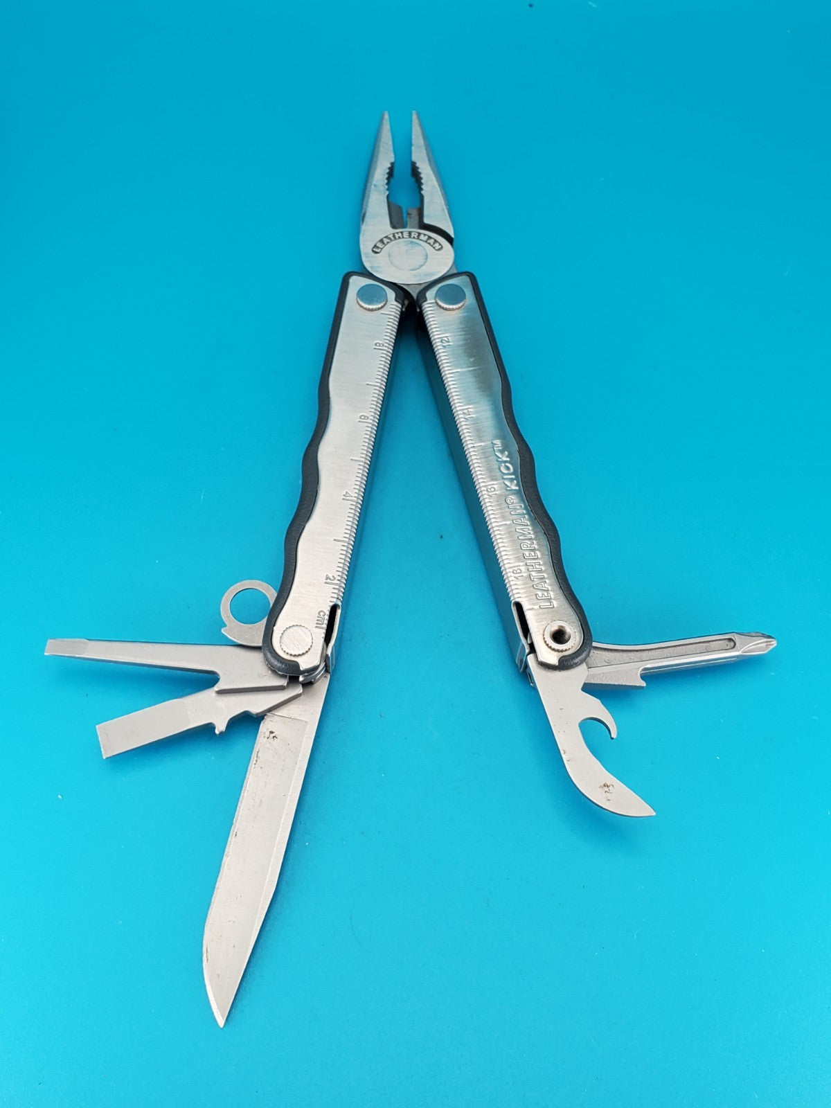 Leatherman Kick Multi-Tool, Knife, Pliers, Retired, Collectible!