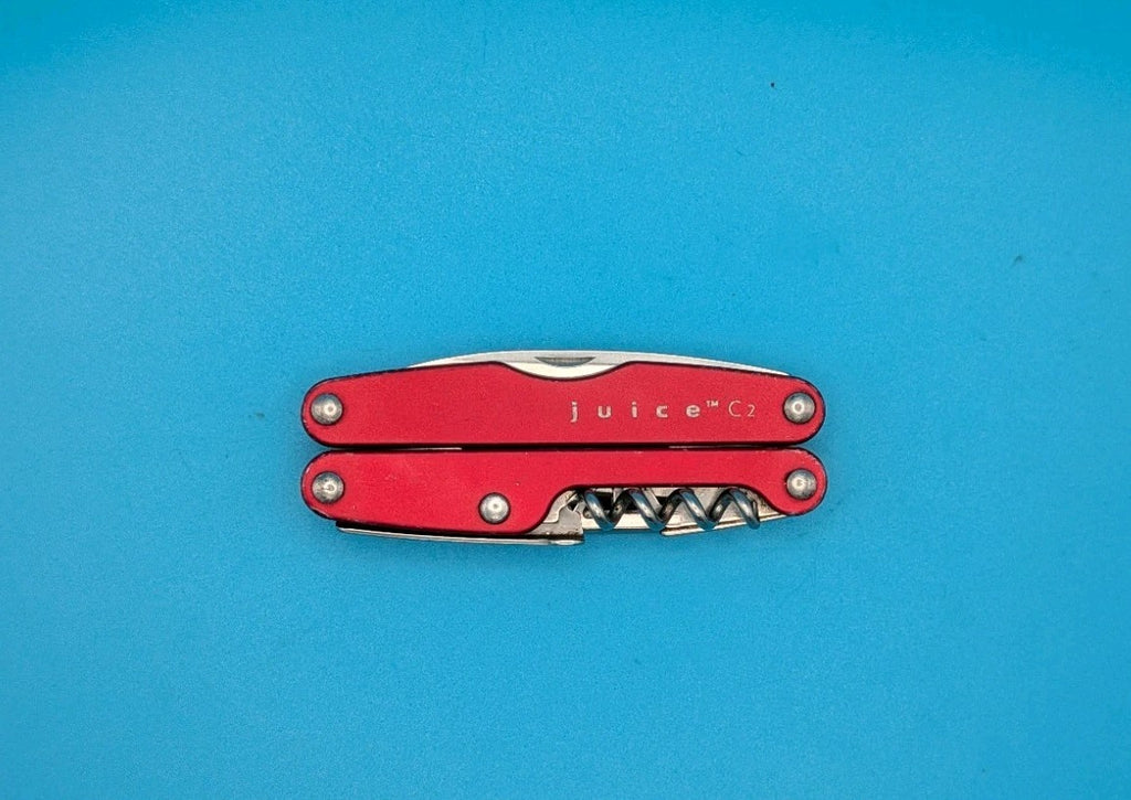 Leatherman Juice C2 Red Multi Tool! RETIRED! *WORN/LOOSE CORKSCREW*