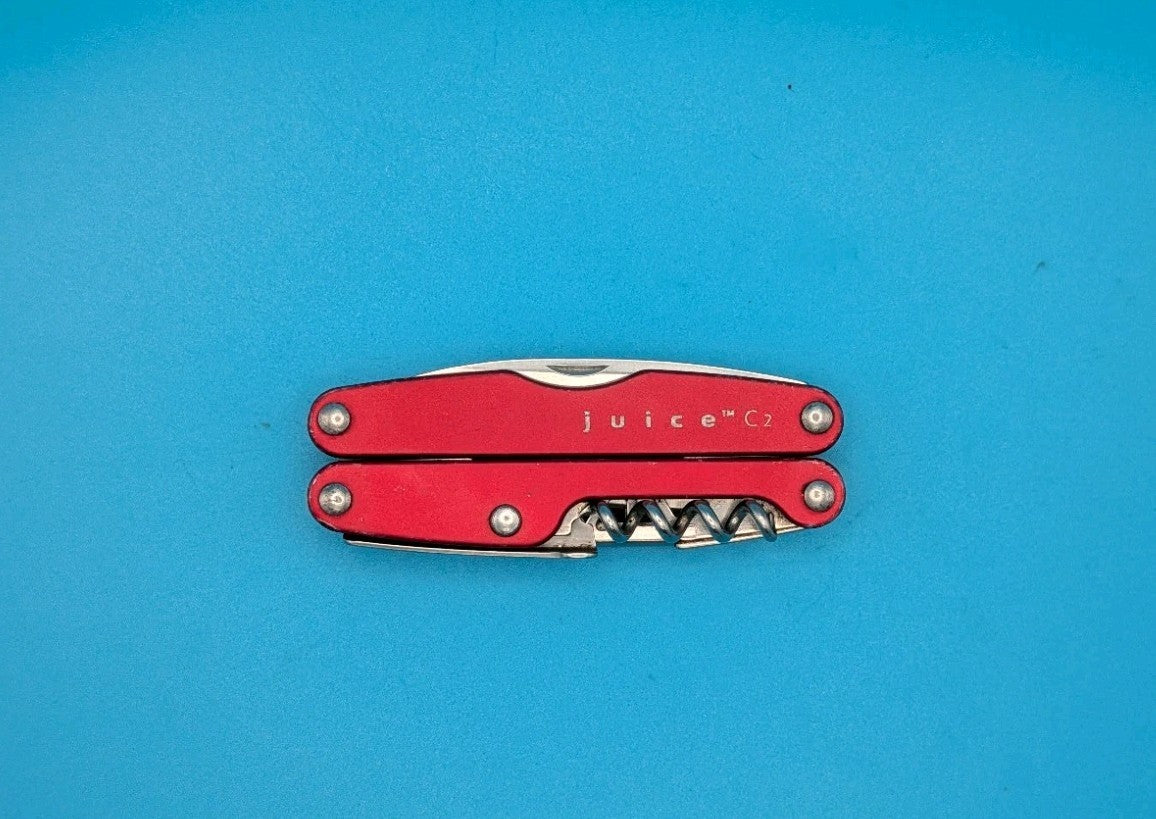 Leatherman Juice C2 Red Multi Tool! RETIRED! *WORN/LOOSE CORKSCREW*
