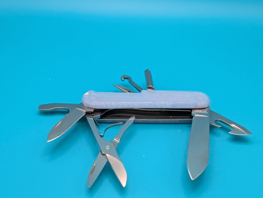 Victorinox Super Tinker Swiss Army Knife! Firefly Blue Glow in the Dark!