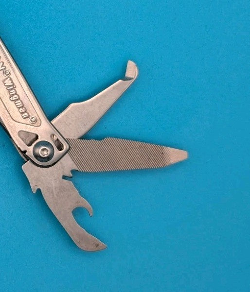 LEATHERMAN WINGMAN MULTI-TOOL! WITH SHEATH! FREE SHIPPING!