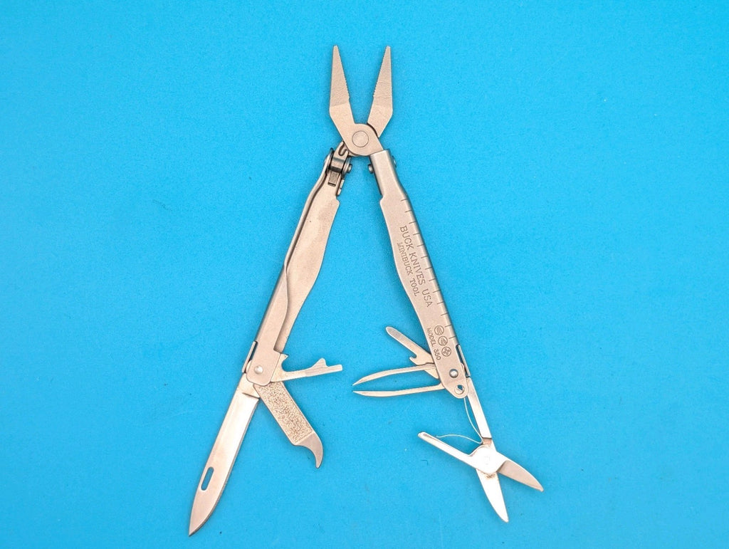 BUCK USA BUCK MINI BUCK MULTI TOOL 350! RETIRED COLLECTIBLE!
