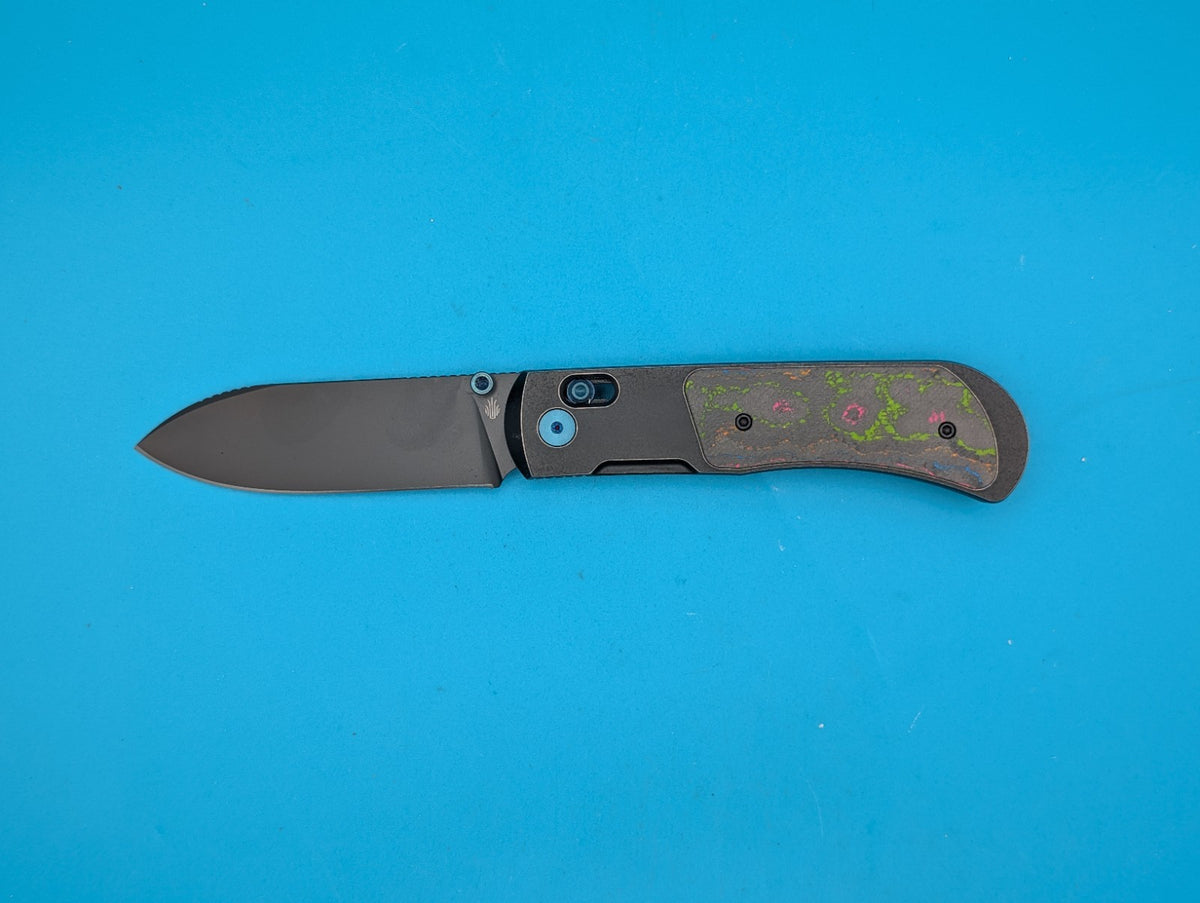 Kizer Tycho AZO M390 Blade Steel, Titanium Frame, 80’s Camo Carbon Handle