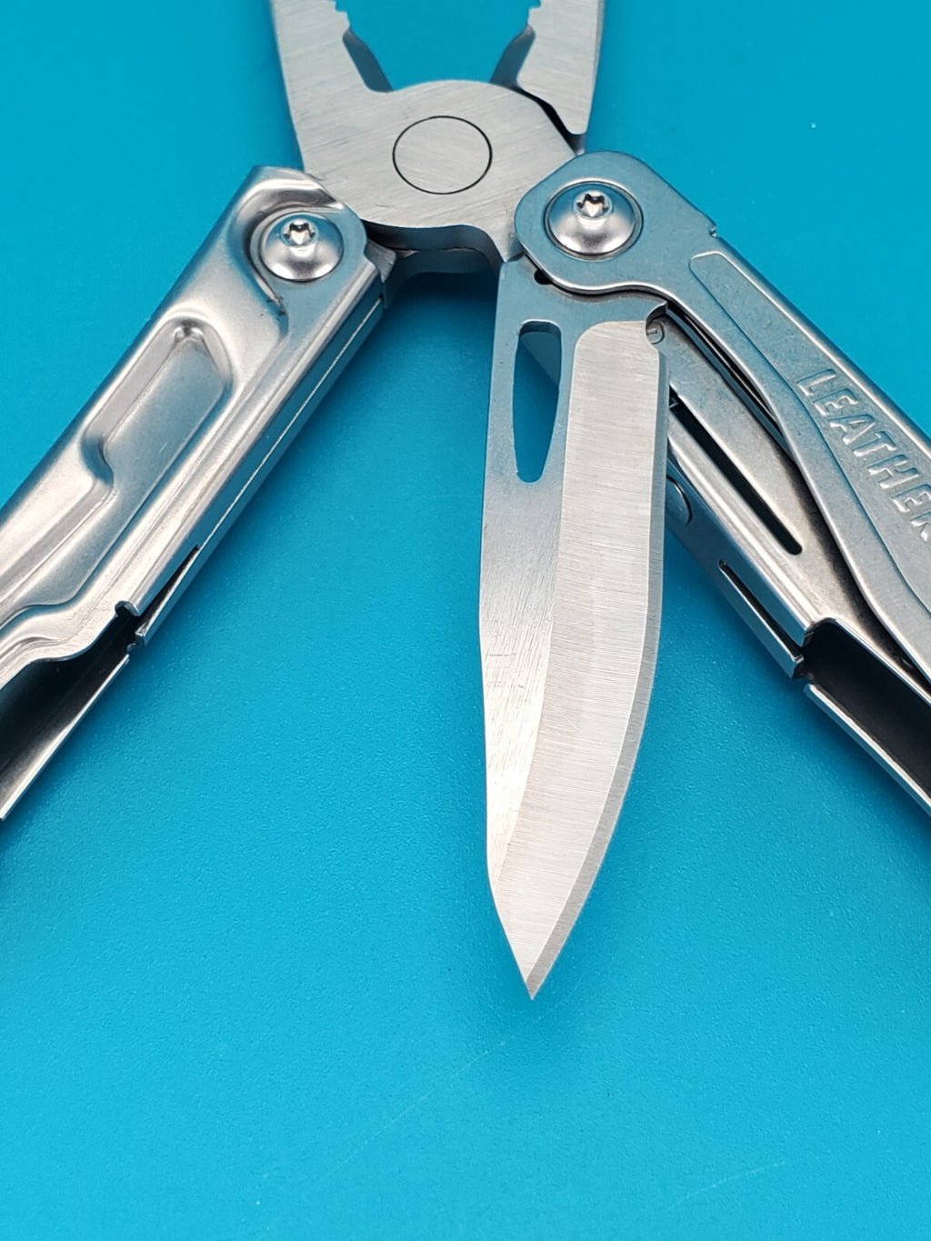 Leatherman Bolster 13 Tool Stainless Steel Multi-Tool!
