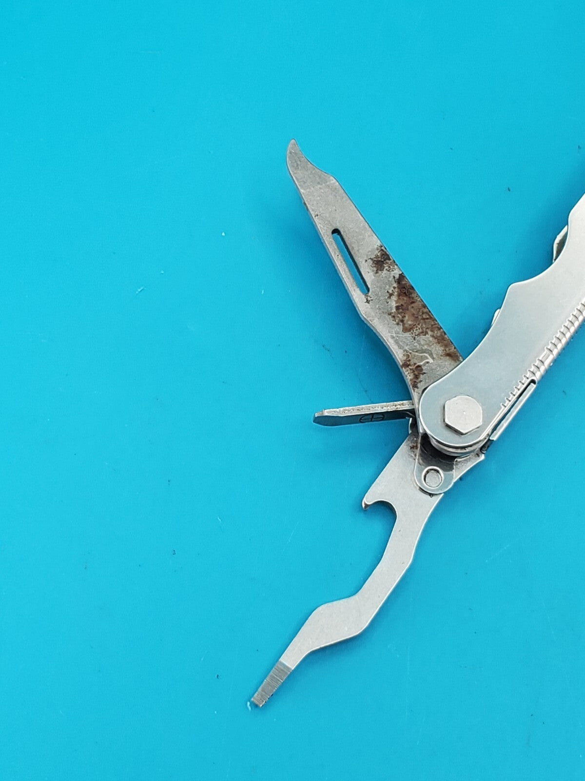 SOG Crossgrip Multitool Knife! With Sheath!