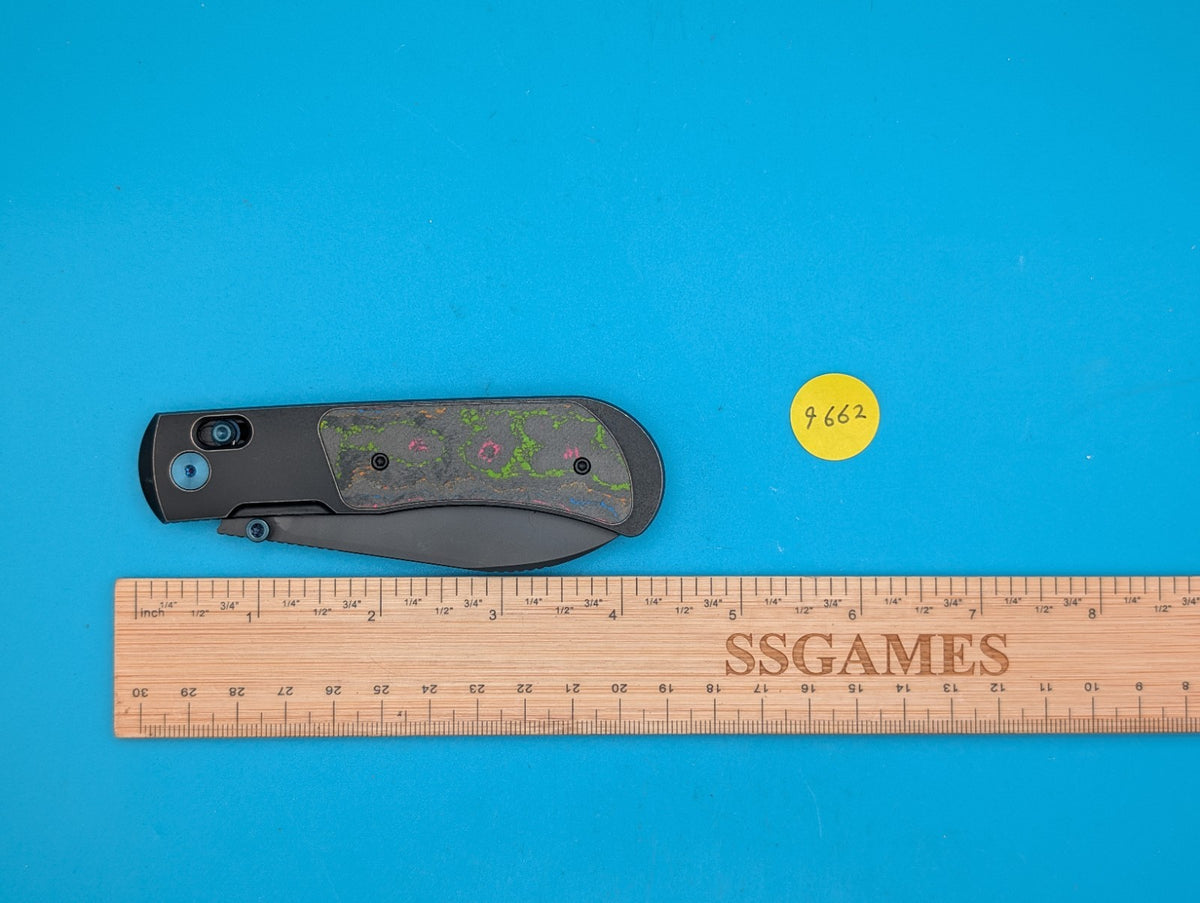 Kizer Tycho AZO M390 Blade Steel, Titanium Frame, 80’s Camo Carbon Handle