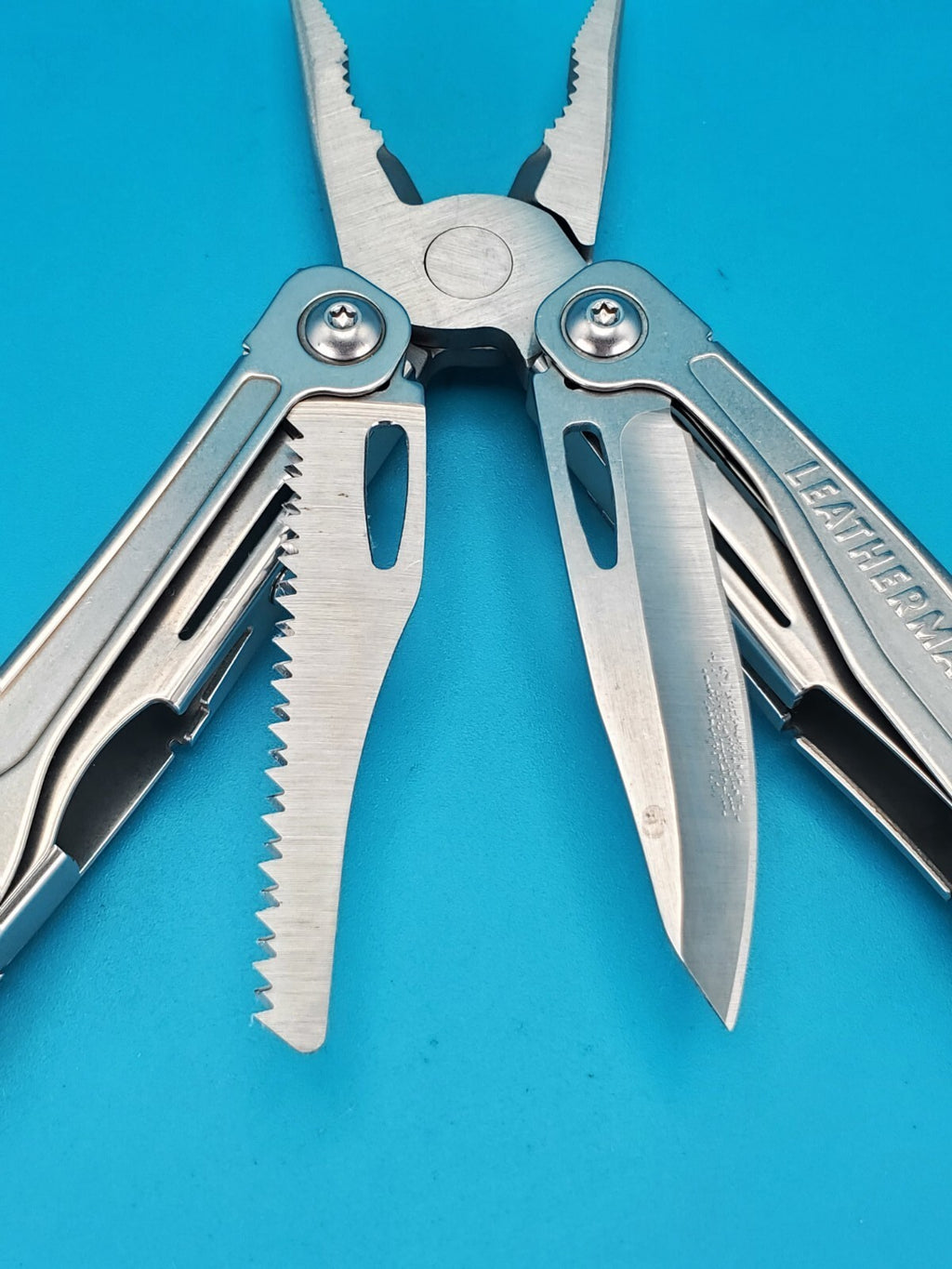 Leatherman Sidekick Multi-Tool, Knife, Pliers, Saw, Stainless!