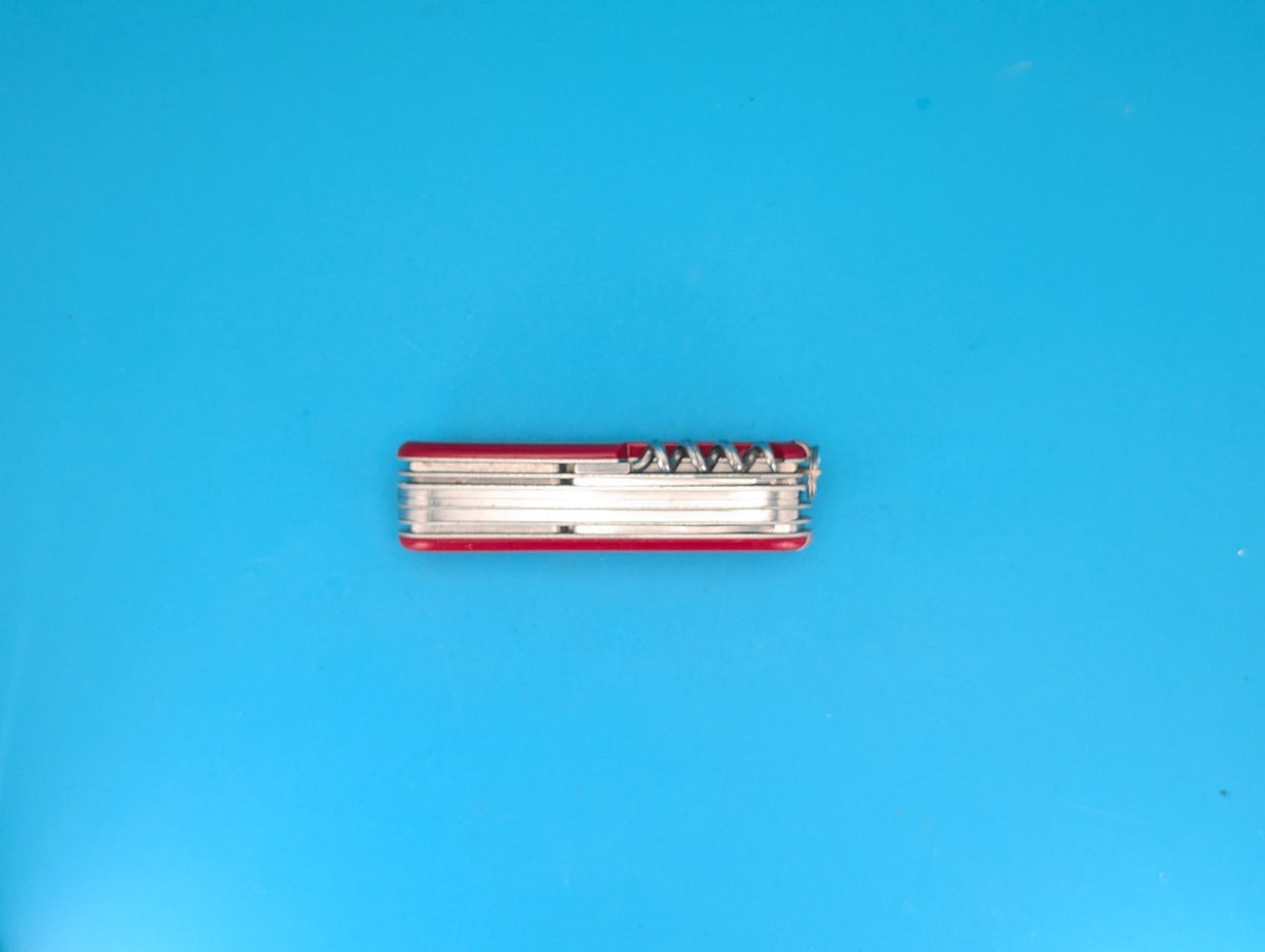 Victorinox Original Handyman Swiss Army Knife Multi Tool! With Fish Scaler! RARE