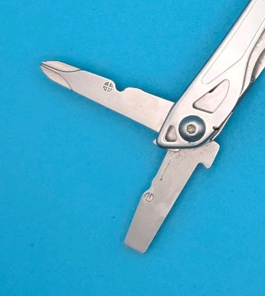 LEATHERMAN WINGMAN MULTI-TOOL! FAST SHIPPING!