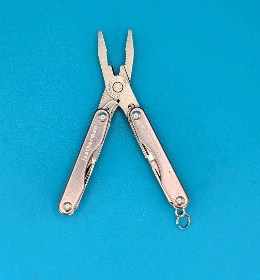 Leatherman Squirt P4 Multi-Tool, Key Ring, Retired, Gray