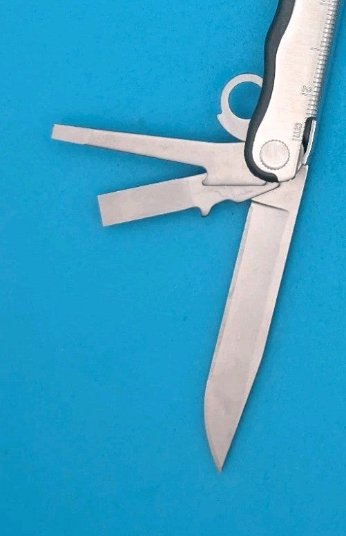 Leatherman Kick Multi-Tool, Knife, Pliers, Retired, Collectible!