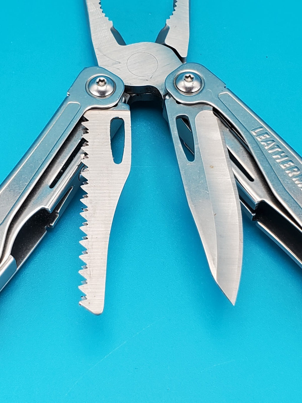 Leatherman Sidekick Multi-Tool, Knife, Pliers, Saw, Stainless!