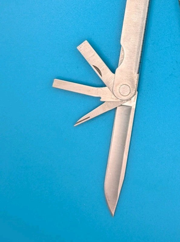 Leatherman PST Multi Tool! 05/01 Date Stamp!