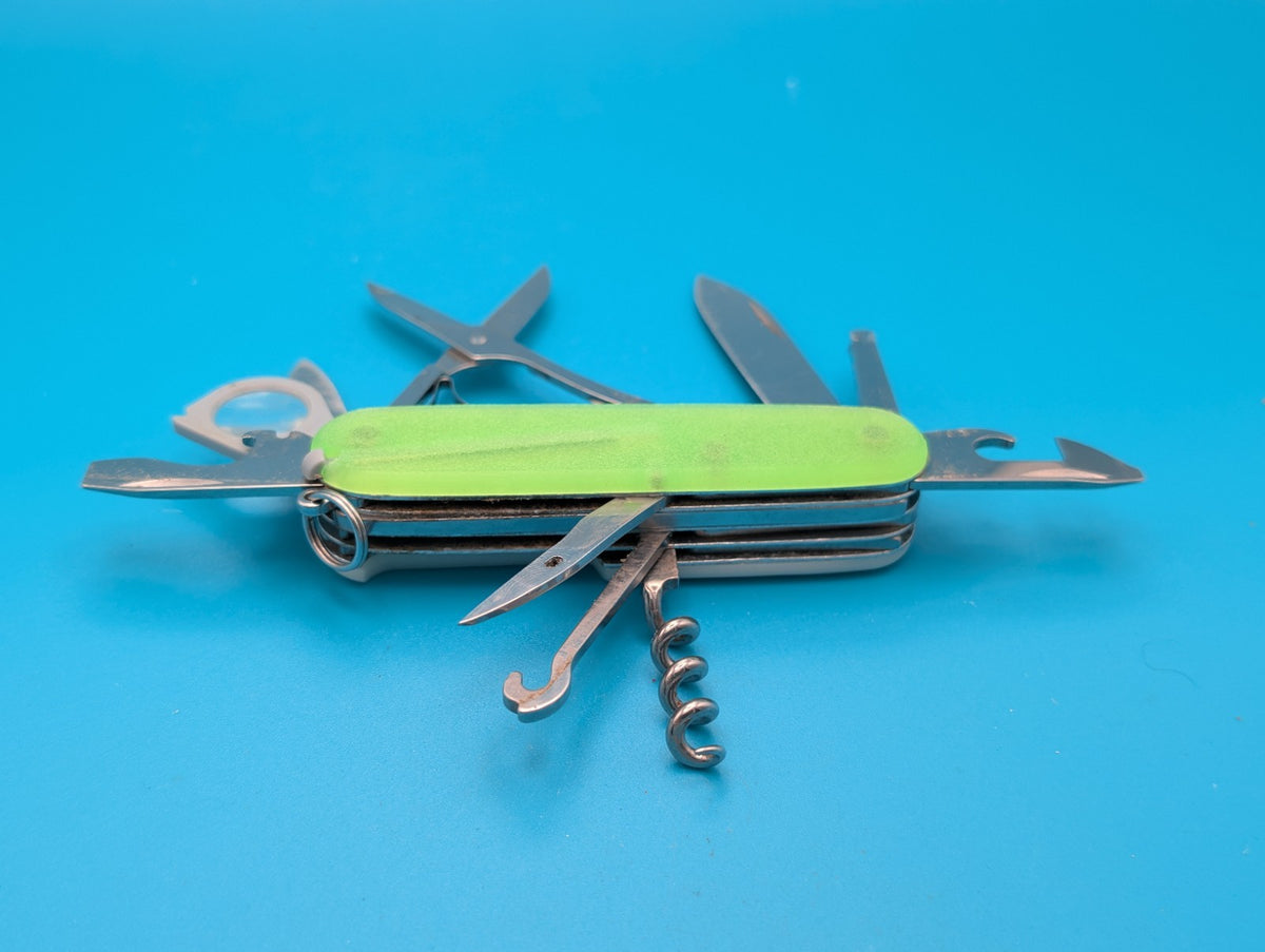 CUSTOM VICTORINOX EXPLORER GLOW IN THE DARK SWISS ARMY KNIFE MULTI TOOL! 91mm