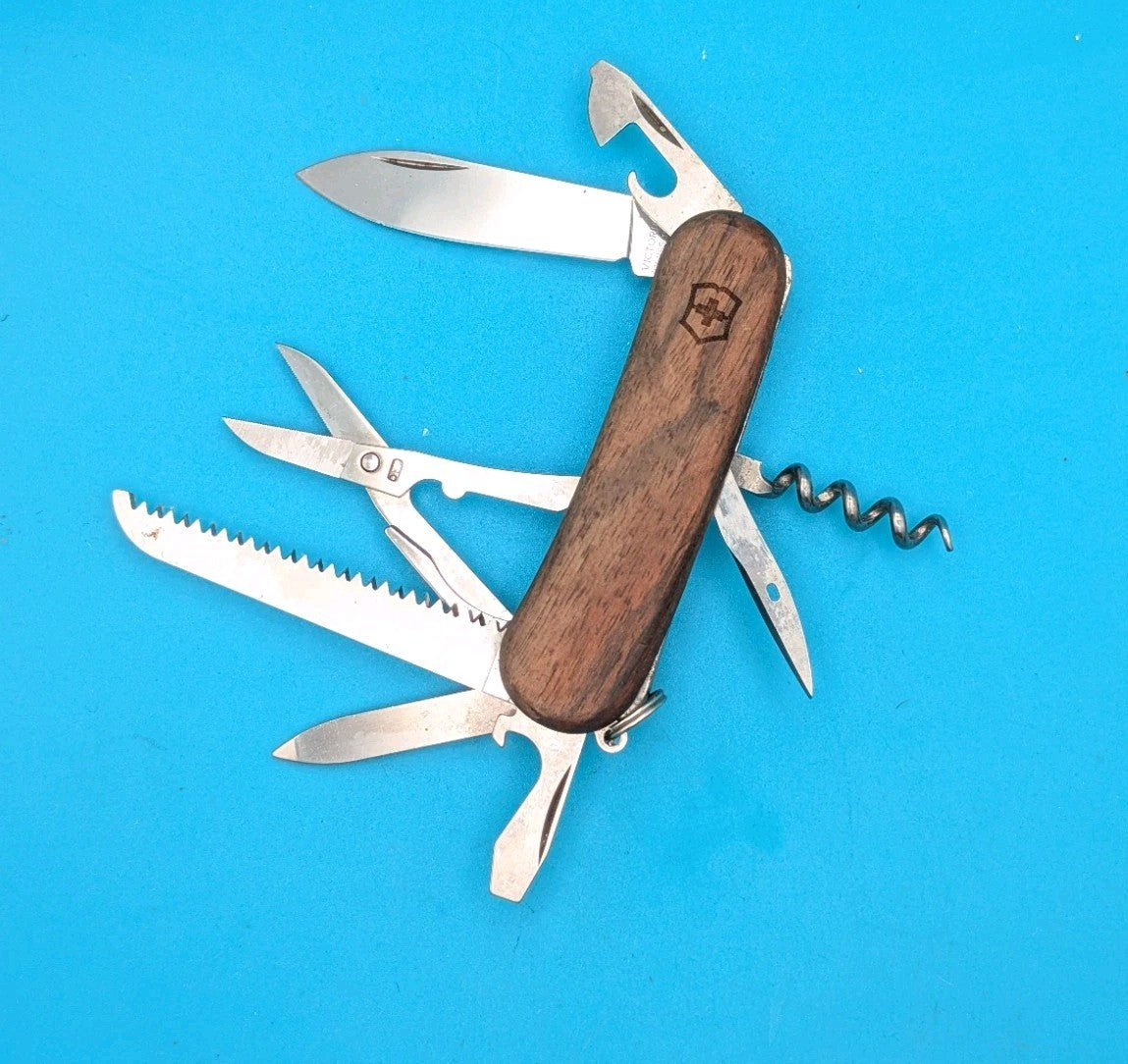 Victorinox Delemont EvoWood 17 Swiss Army Knife Multi-Tool!