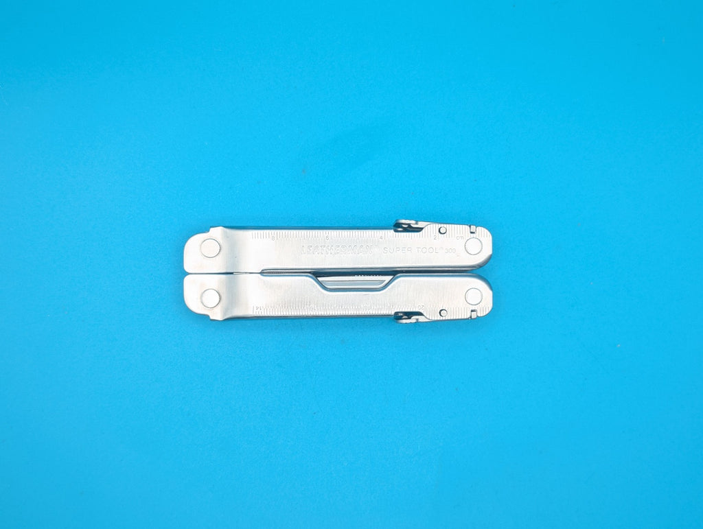 Leatherman Stainless Steel Super Tool 300 Multitool!