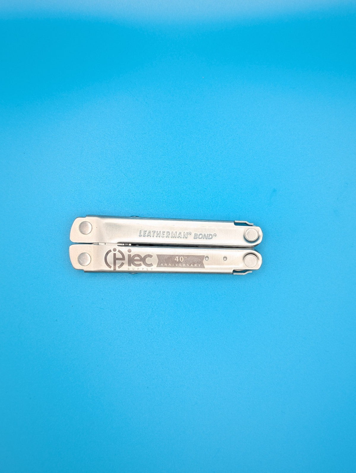 Leatherman Bond Multitool, Stainless Steel Everyday Tool, IEC Supply