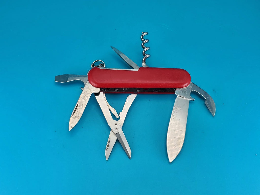 Wenger Traveler Red Swiss Army Knife Multi Tool!