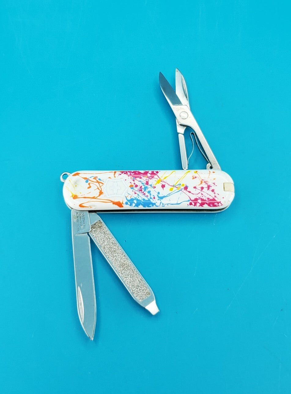 Victorinox Classic Limited Edition 2010 "Splatter" Swiss Army Knife Multi Tool!