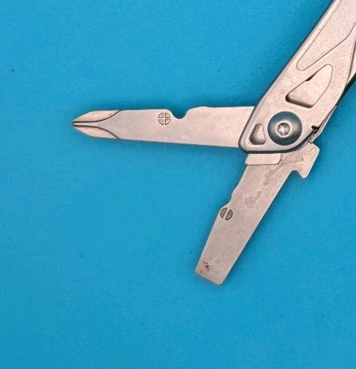 LEATHERMAN WINGMAN MULTI-TOOL! FAST SHIPPING!