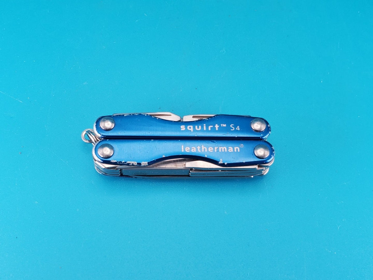 Leatherman "Squirt S4" Stainless Steel Multi Tool! BLUE!